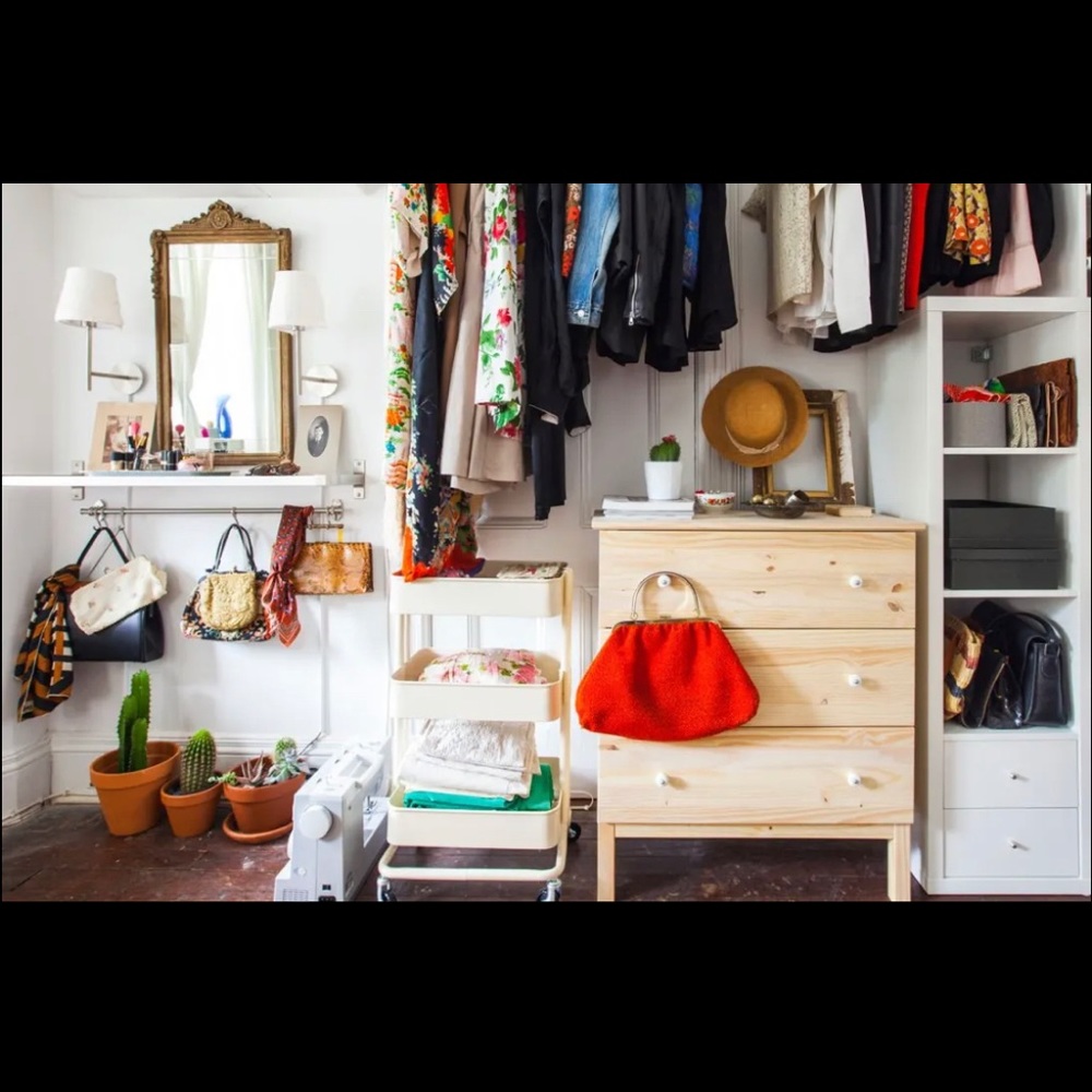 Women’s clothes